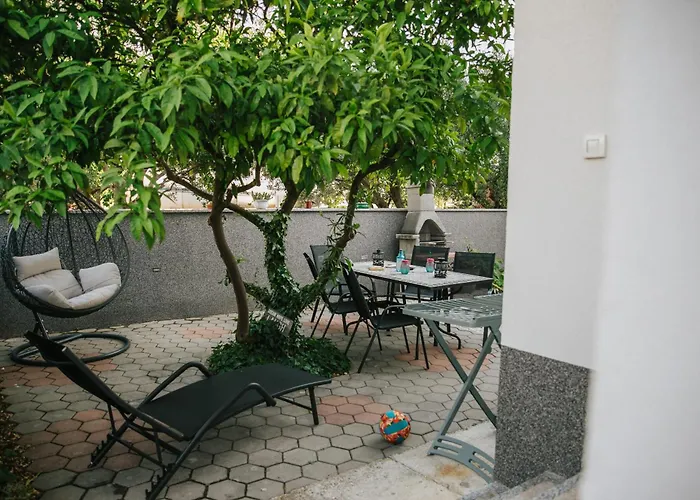 With Parking Space - 25102 Apartment