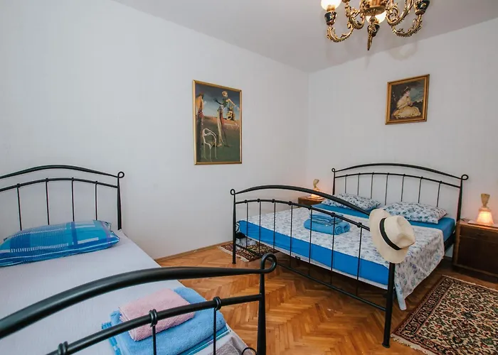 With Parking Space - 25102 Apartment Trogir