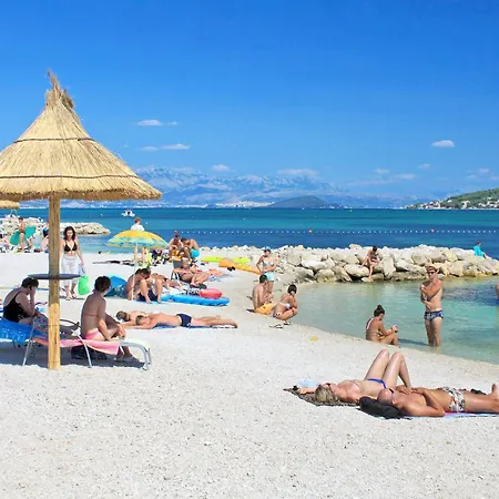 Apartmán With Parking Space - 25102 Trogir