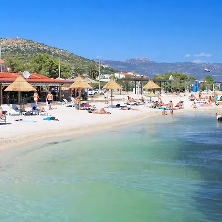 Apartment With Parking Space - 25102 *