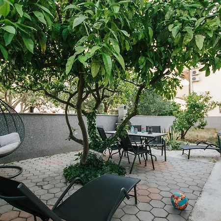Apartmán With Parking Space - 25102 Trogir