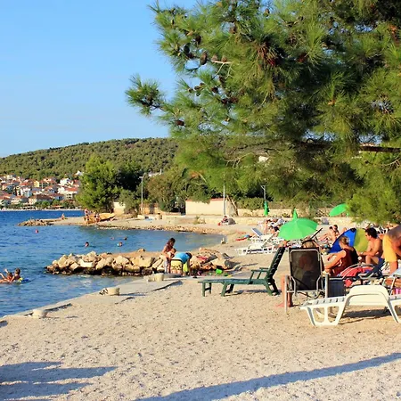 With Parking Space - 25102 Trogir